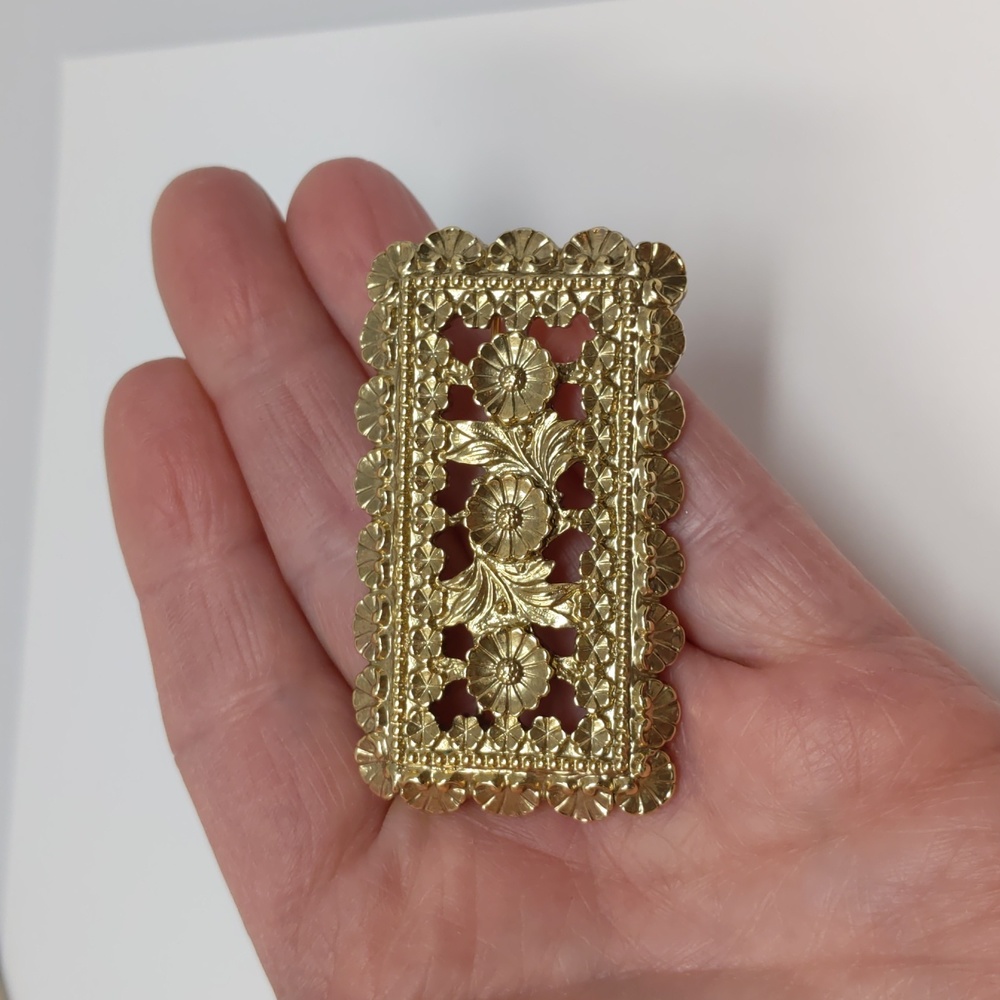 1928 Gold Tone Floral Brooch Rectangle